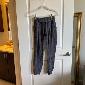 Lululemon joggers